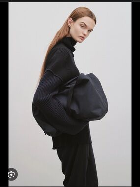 The Row Clovis Tote Travel Bag - Dark Navy